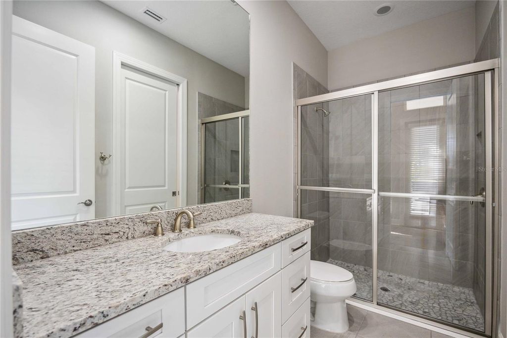 Image 39 of property listing at 4744 BENITO COURT, Bradenton, FL 34211