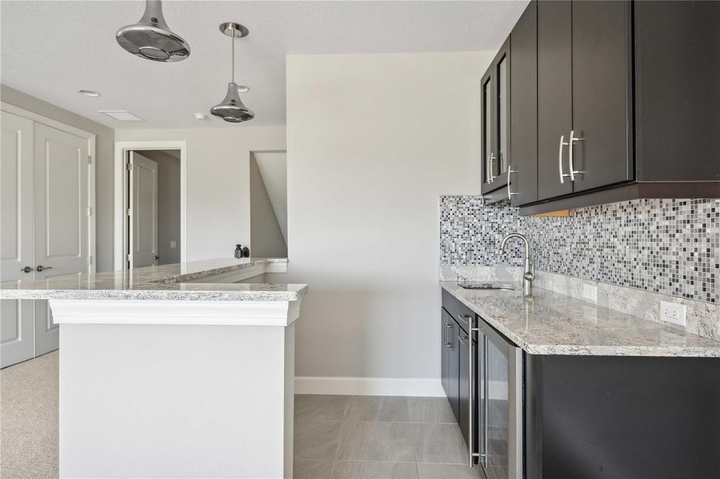 Image 47 of property listing at 4744 BENITO COURT, Bradenton, FL 34211