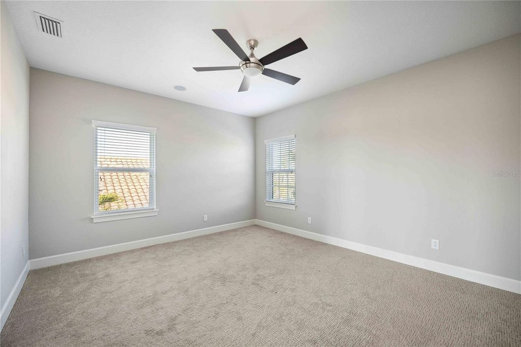 Image 50 of property listing at 4744 BENITO COURT, Bradenton, FL 34211