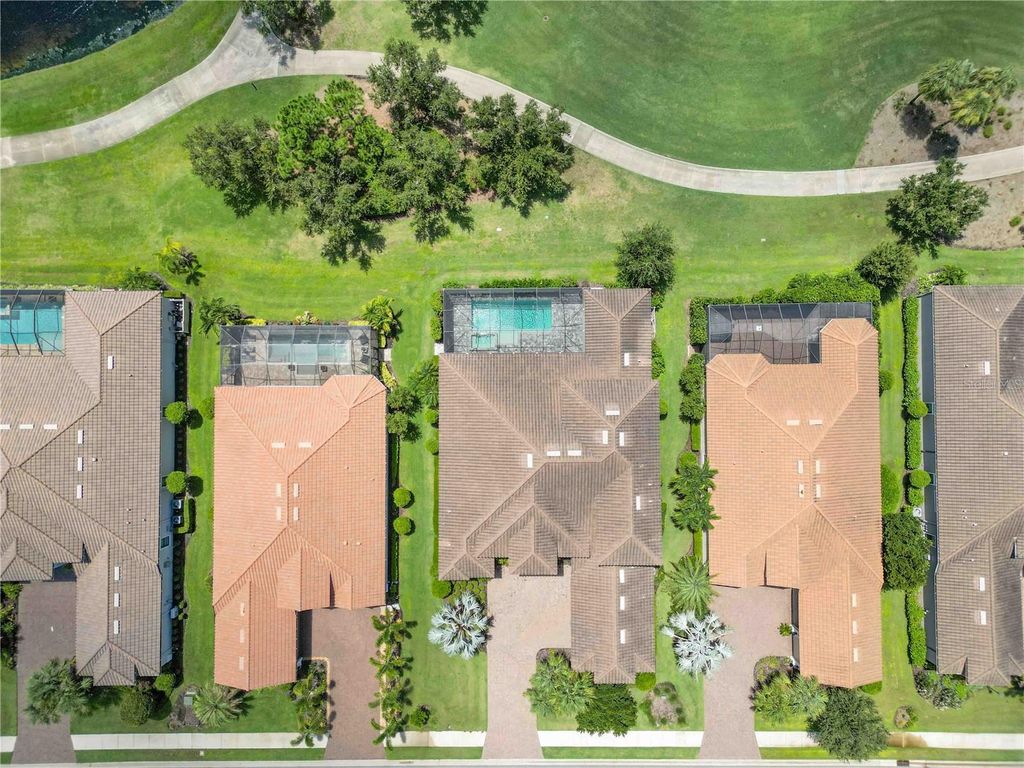 Image 6 of property listing at 4744 BENITO COURT, Bradenton, FL 34211