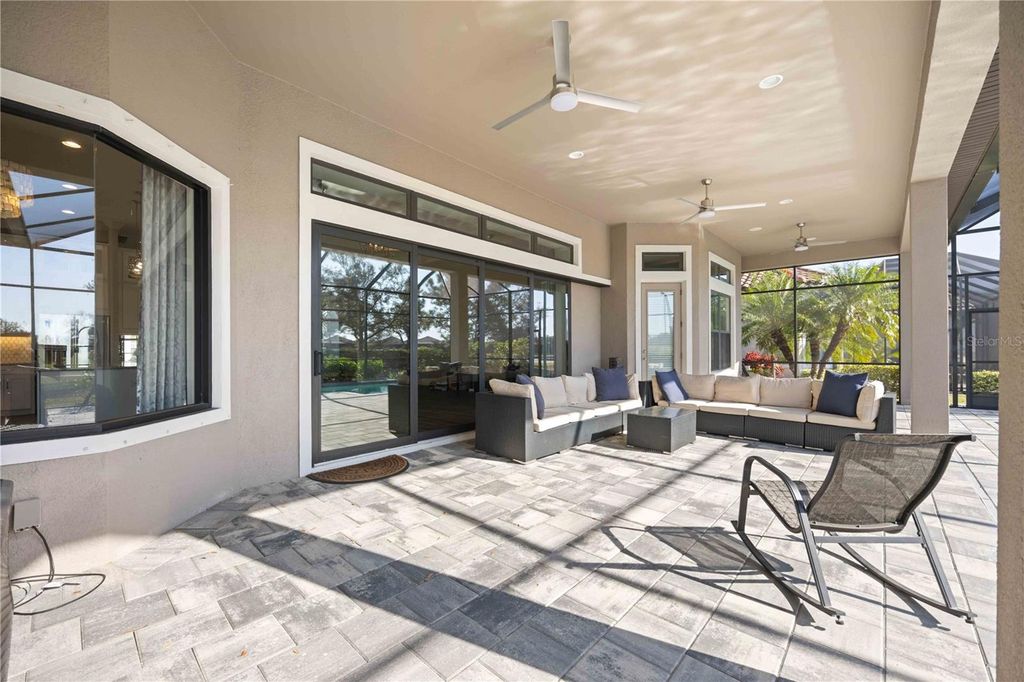 Image 55 of property listing at 4744 BENITO COURT, Bradenton, FL 34211