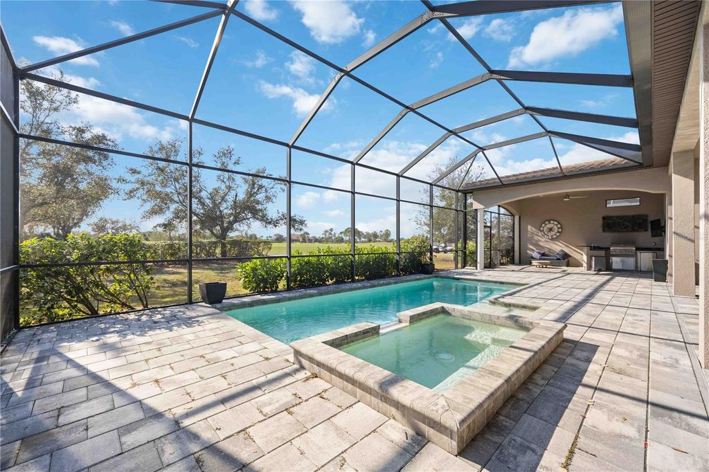 Image 57 of property listing at 4744 BENITO COURT, Bradenton, FL 34211