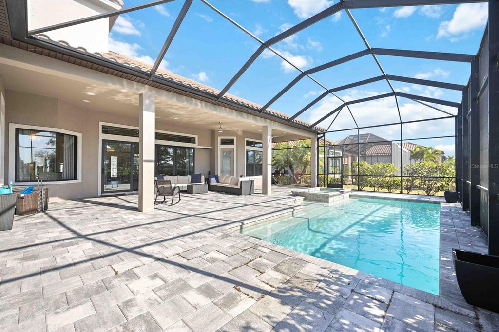 Image 60 of property listing at 4744 BENITO COURT, Bradenton, FL 34211