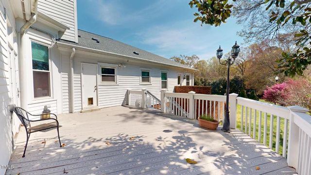 238 N Main Street, Wake Forest, NC 27587