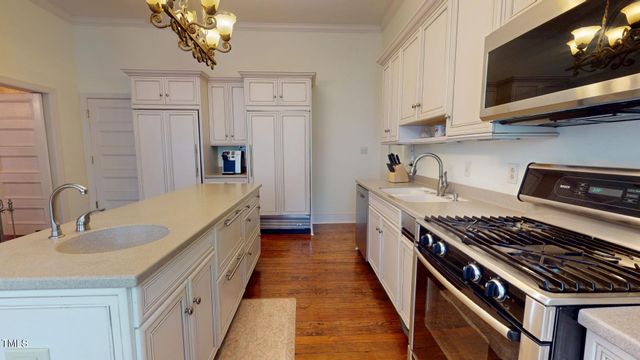 238 N Main Street, Wake Forest, NC 27587