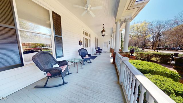 238 N Main Street, Wake Forest, NC 27587