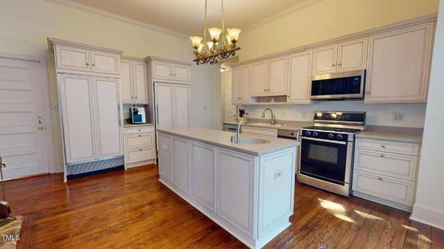 238 N Main Street, Wake Forest, NC 27587