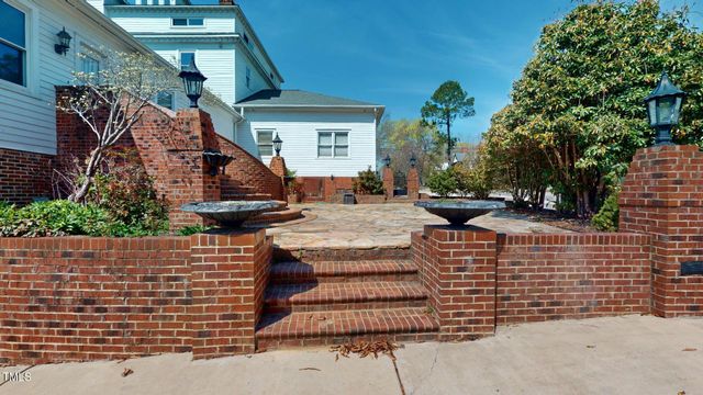 238 N Main Street, Wake Forest, NC 27587