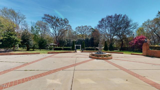 238 N Main Street, Wake Forest, NC 27587