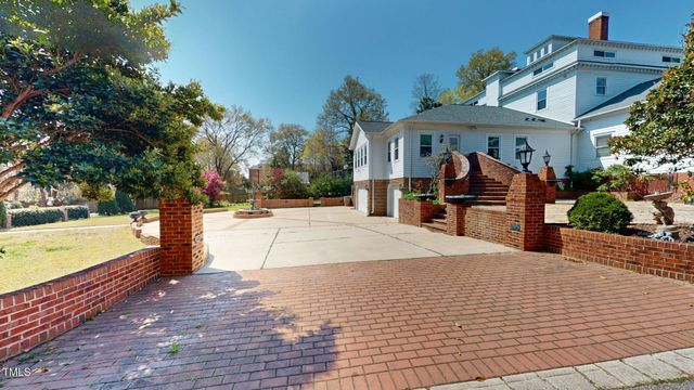 238 N Main Street, Wake Forest, NC 27587