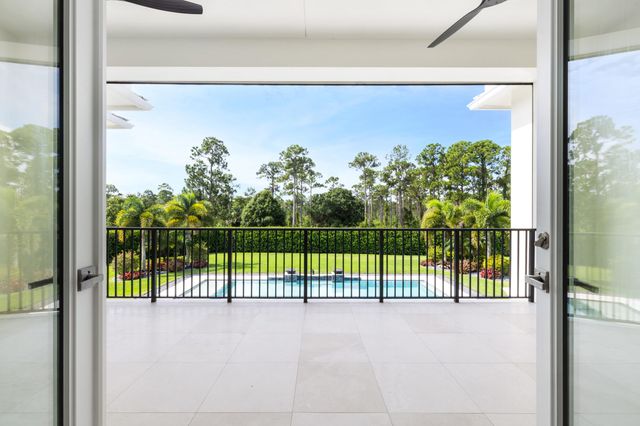 8120 SE Old Plantation Circle, Jupiter, FL 33458