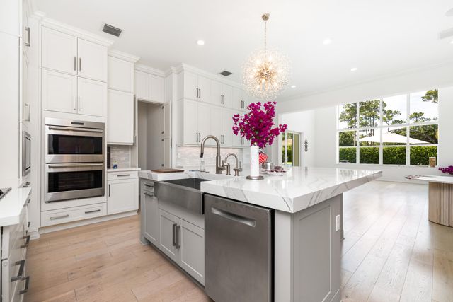 8120 SE Old Plantation Circle, Jupiter, FL 33458