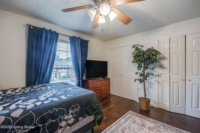 1229 Westlynne Way APT 5, Louisville, KY 40222