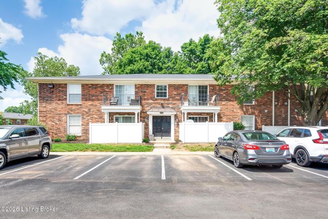 1229 Westlynne Way APT 5, Louisville, KY 40222