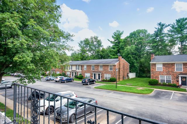 1229 Westlynne Way APT 5, Louisville, KY 40222