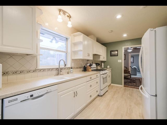 9910 Pine Lake Drive, Houston, TX 77055