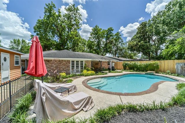 9910 Pine Lake Drive, Houston, TX 77055