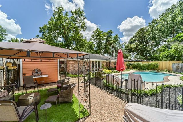 9910 Pine Lake Drive, Houston, TX 77055