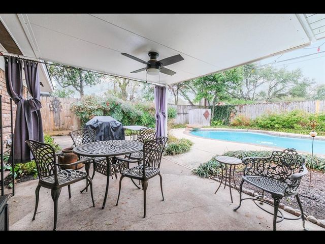 9910 Pine Lake Drive, Houston, TX 77055