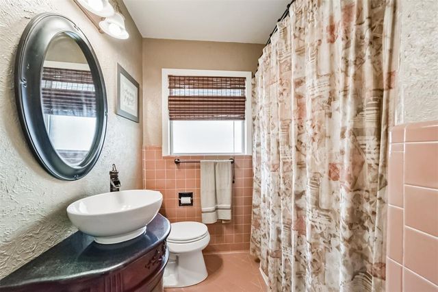 9910 Pine Lake Drive, Houston, TX 77055