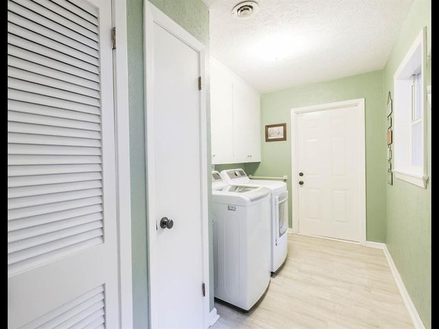 9910 Pine Lake Drive, Houston, TX 77055