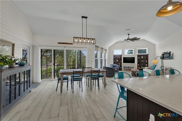1799 Lakeside Drive, Canyon Lake, TX 78133
