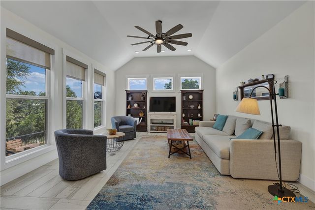 1799 Lakeside Drive, Canyon Lake, TX 78133