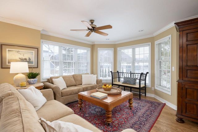 2532 Edgewood PLACE, La Crosse, WI 54601