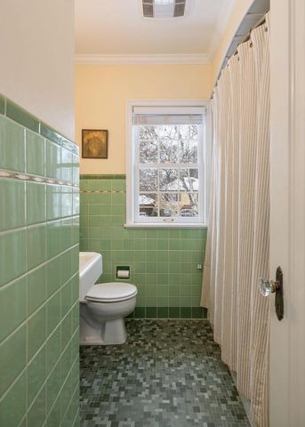 2532 Edgewood PLACE, La Crosse, WI 54601