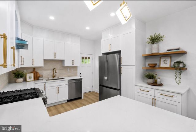 5727 BALTIMORE AVE, Philadelphia, PA 19143
