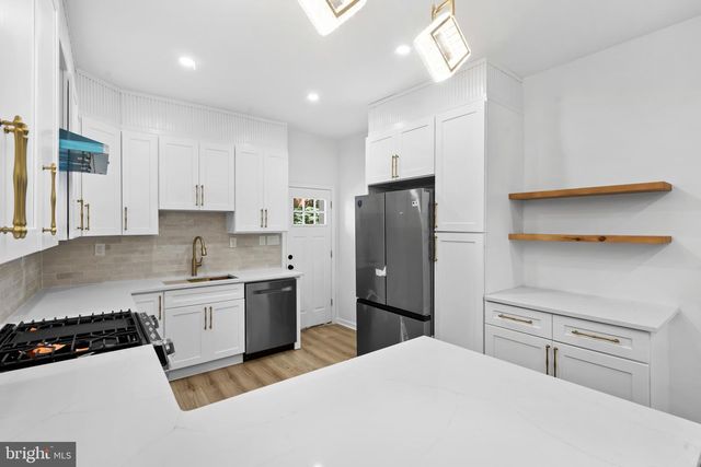 5727 BALTIMORE AVE, Philadelphia, PA 19143