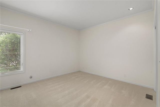 3709 Somerset Drive, Prairie Village, KS 66208