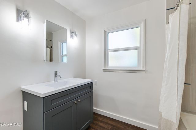 488 N WASHINGTON Street, Chandler, AZ 85225