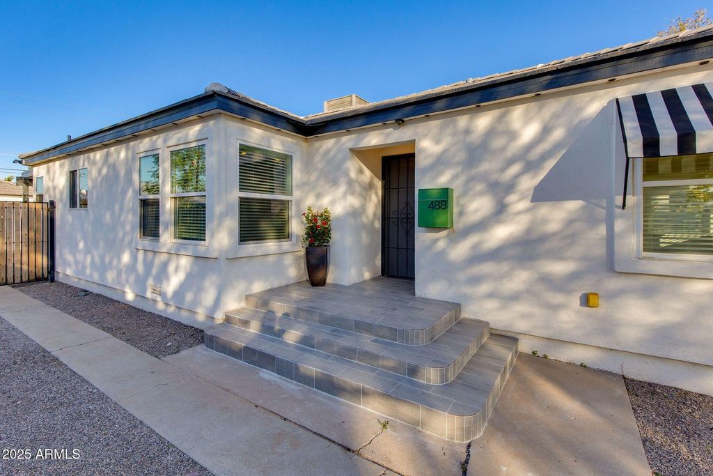 488 N WASHINGTON Street, Chandler, AZ 85225