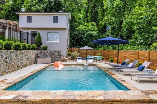 1793 Warren Court NW, Atlanta, GA 30318