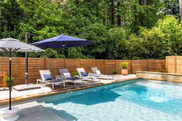 1793 Warren Court NW, Atlanta, GA 30318
