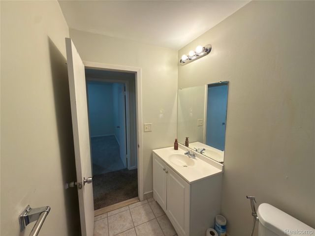 15152 McGuire Street, Taylor, MI 48180