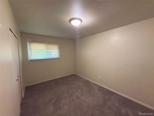 15152 McGuire Street, Taylor, MI 48180