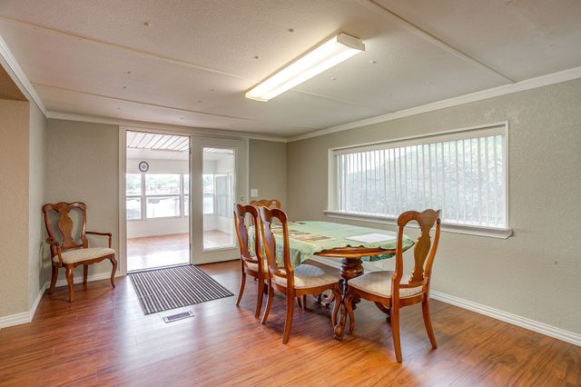 4006 Lands End Court, Granbury, TX 76048