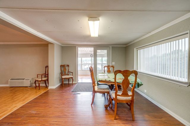 4006 Lands End Court, Granbury, TX 76048
