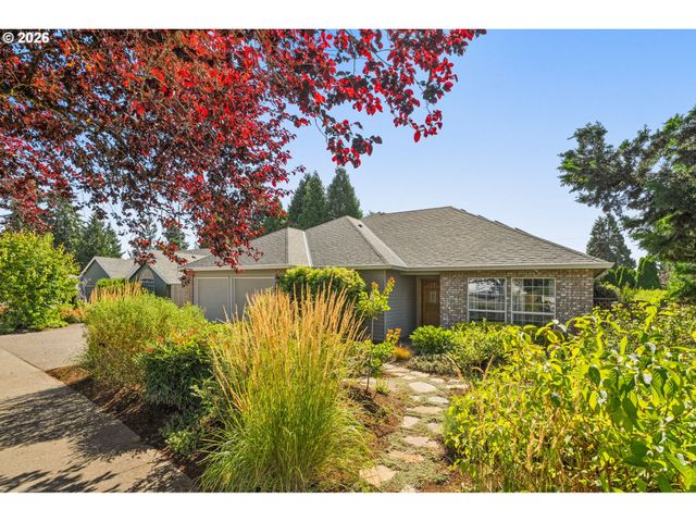 19290 CAPTAINS Ct, Oregon City, OR 97045