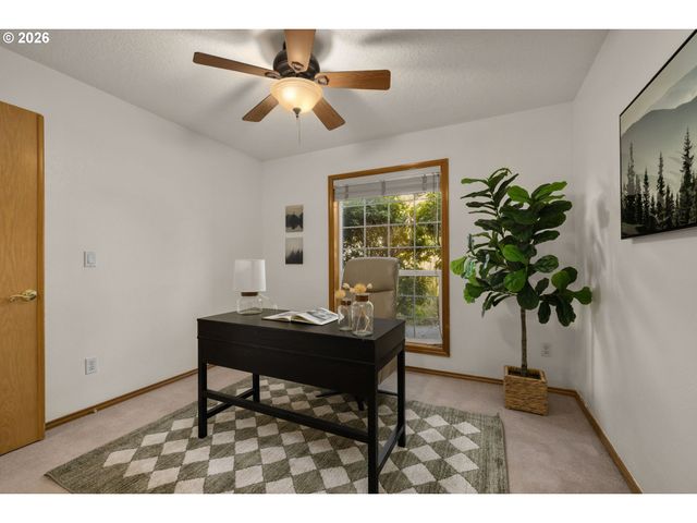 19290 CAPTAINS Ct, Oregon City, OR 97045