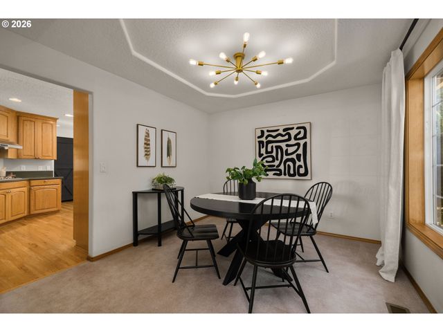 19290 CAPTAINS Ct, Oregon City, OR 97045