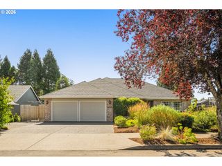 19290 CAPTAINS Ct, Oregon City, OR 97045