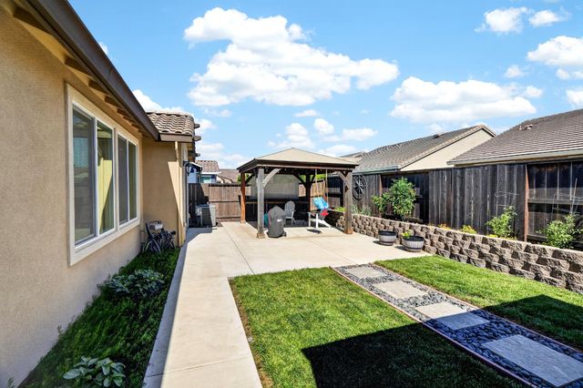 217 Seneca Way, Lodi, CA 95240