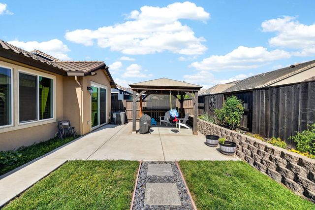 217 Seneca Way, Lodi, CA 95240