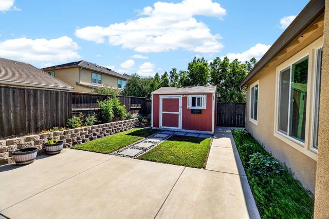 217 Seneca Way, Lodi, CA 95240