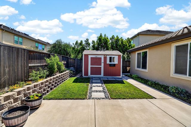 217 Seneca Way, Lodi, CA 95240