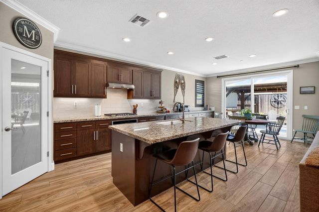 217 Seneca Way, Lodi, CA 95240