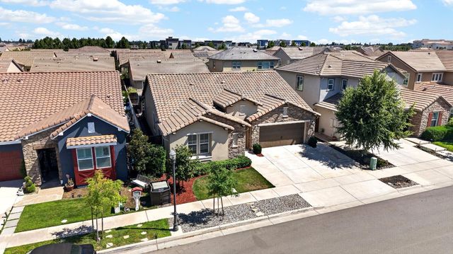 217 Seneca Way, Lodi, CA 95240